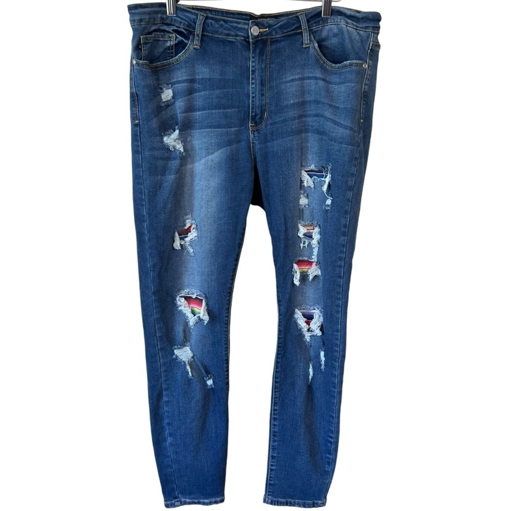 Judy Blue Mariah Distressed Serape Patch Skinny Fit Denim Jeans